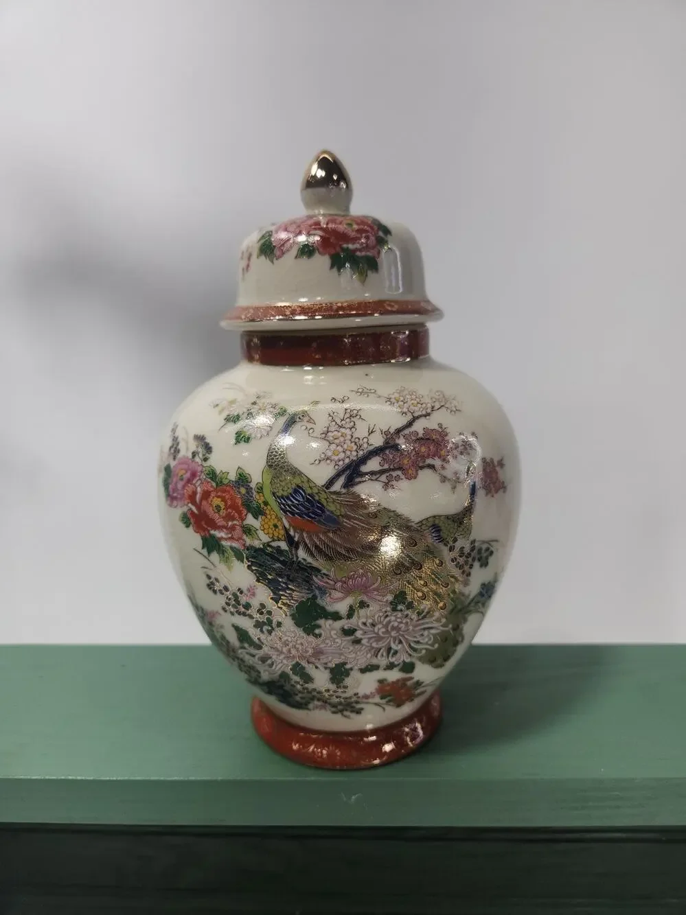 Vintage Satsuma Japan Ginger Jar Peacock Floral Crackle Glaze Gold 8